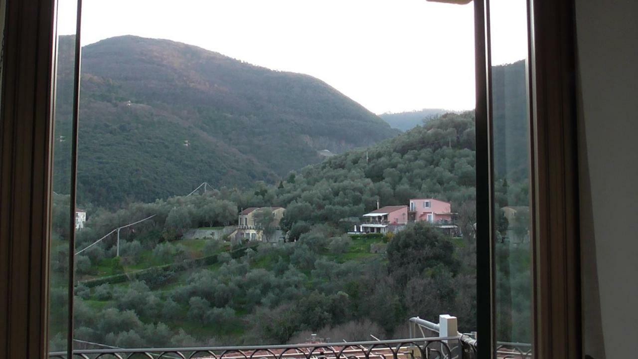 Apartamento Il Golfo E I Limoni La Spezia Exterior foto