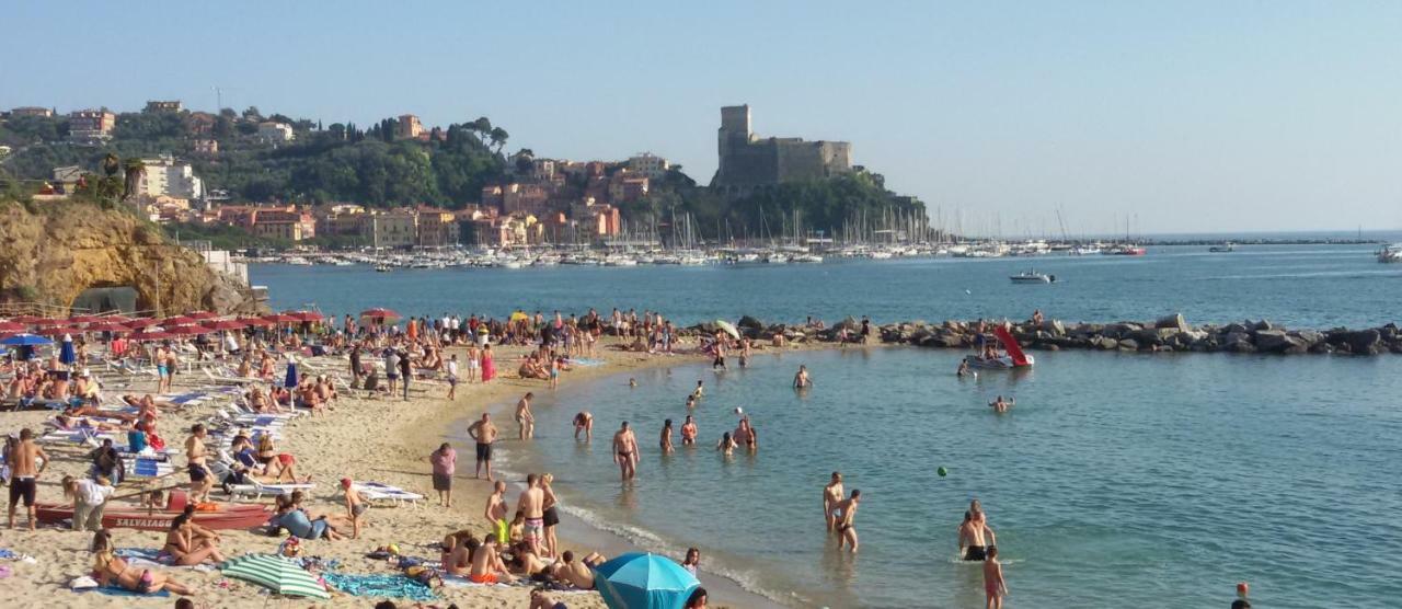 Apartamento Il Golfo E I Limoni La Spezia Exterior foto