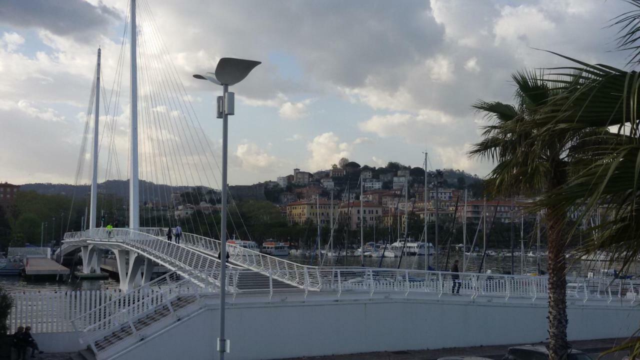 Apartamento Il Golfo E I Limoni La Spezia Exterior foto