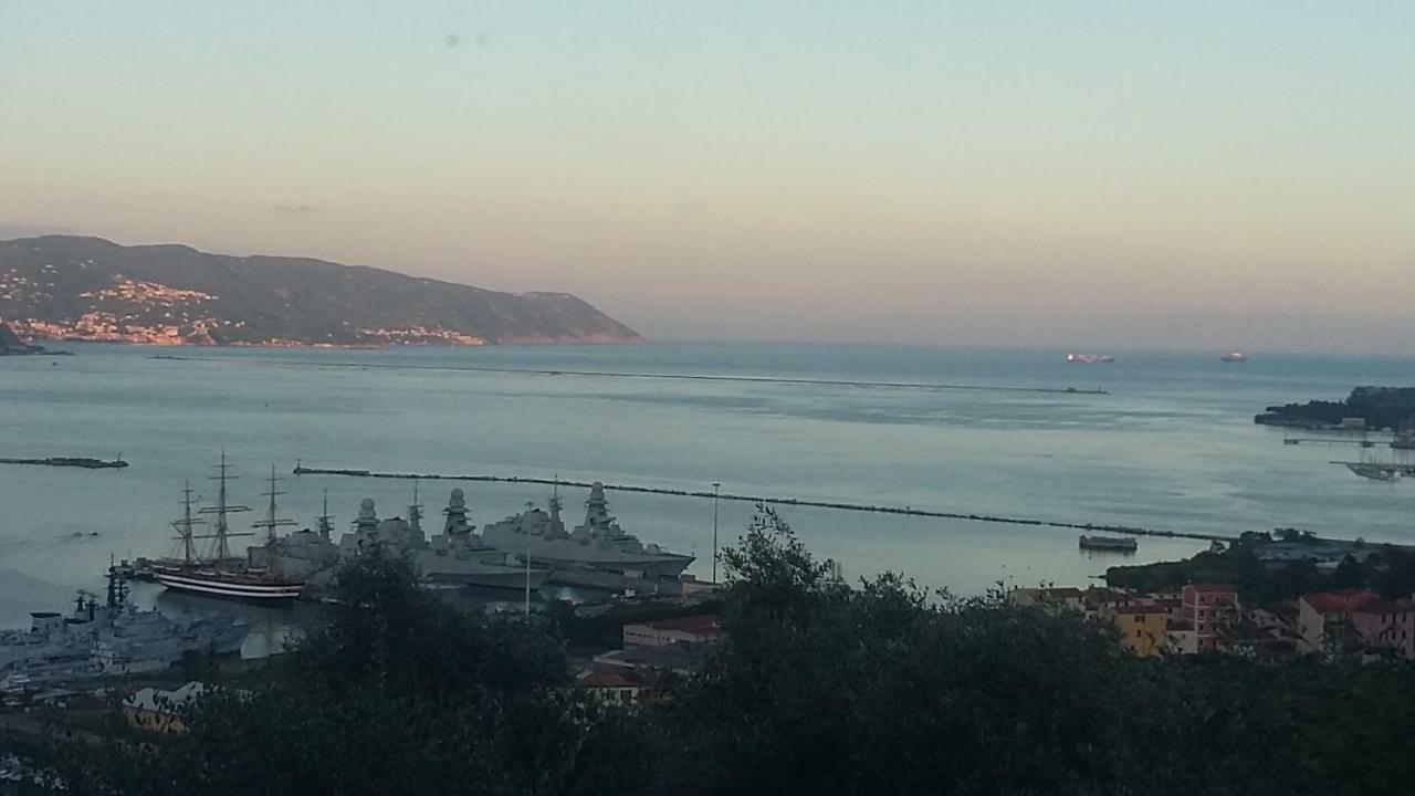 Apartamento Il Golfo E I Limoni La Spezia Exterior foto